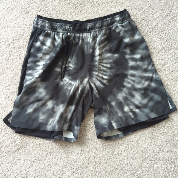 chubbies Other - Men’s Chubbies Lined Shorts Athletic Tie Dye Black White Sz Small 7 inch inseam